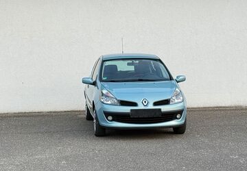 Renault Clio 150.000 km 2.499 &euro; Kandel 76870