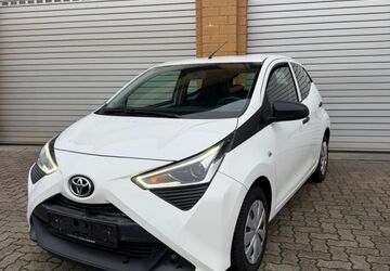 Toyota Aygo (X) 108.000 km 7.950 &euro; Stutensee 76297