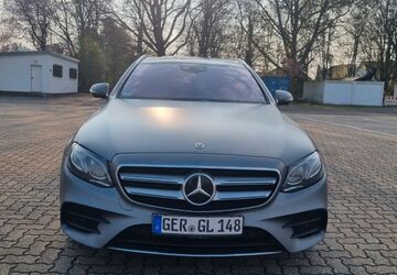 Mercedes-Benz 220 275.000 km 21.500 &euro; Karlsruhe 76139