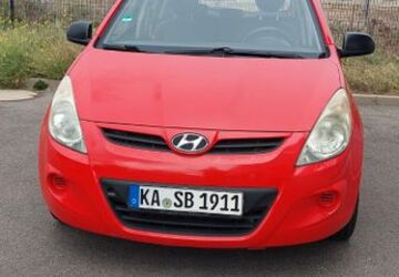 Hyundai i20 160.000 km 2.550 &euro; Karlsruhe 76149