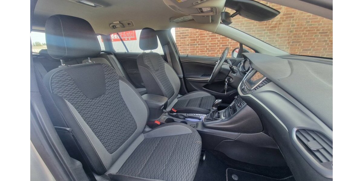 Opel Astra 1.2 Turbo Edition Klimaautomatic NAVI 49.000 km 16.499 &euro; Landau 76829