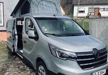 Renault Trafic 16.000 km 39.000 &euro; Landau 76829