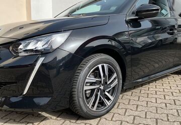 Peugeot 208 32.890 km 15.250 &euro; Pfinztal 76327
