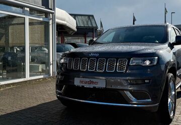 Jeep Grand Cherokee 69.500 km 31.790 &euro; Karlsruhe 76185