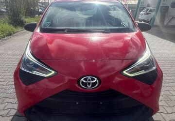 Toyota Aygo (X) 127.700 km 6.499 &euro; Germersheim 76726