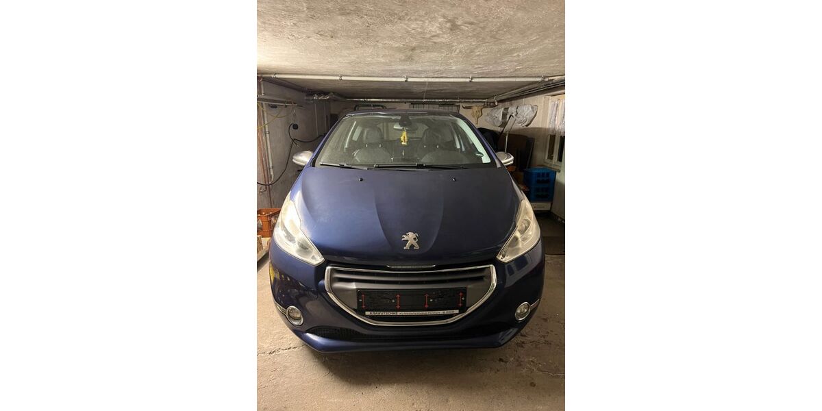 Peugeot 208 96.305 km 4.100 &euro; Pforzheim 75181