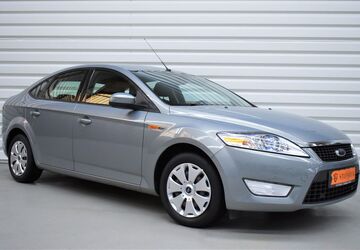 Ford Mondeo 69.800 km 9.990 &euro; Forst 76694