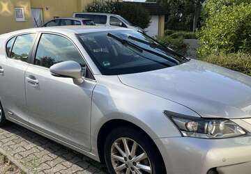 Lexus CT 200h 162.000 km 10.499 &euro; Bruchsal 76646