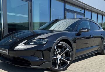 Porsche Taycan 9.900 km 149.989 &euro; Ettlingen 76275