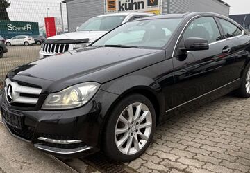 Mercedes-Benz C 220 289.000 km 8.900 &euro; Ötigheim 76470