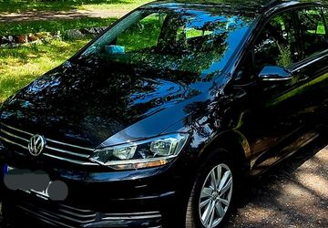VW Touran 223.564 km 12.999 &euro; Karlsruhe 76189