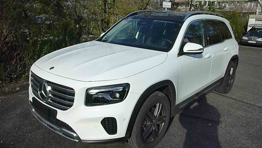 Mercedes-Benz GLB 200 7.500 km 38.700 &euro; Karlsruhe 76187