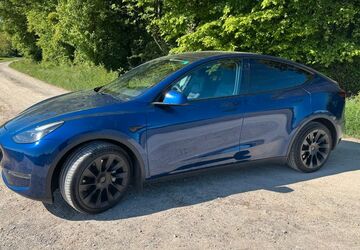 Tesla Model Y 63.000 km 34.900 &euro; Au am Rhein 76474