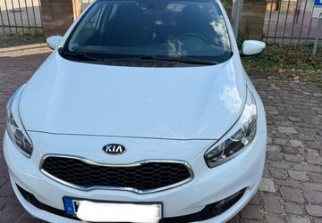 Kia ceed / Ceed 153.102 km 5.290 &euro; Karlsruhe 76189