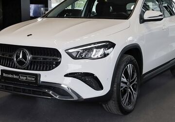 Mercedes-Benz GLA 200 5.760 km 35.990 &euro; Pforzheim 75179