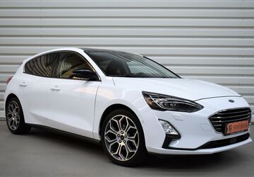 Ford Focus 61.750 km 14.990 &euro; Forst 76694