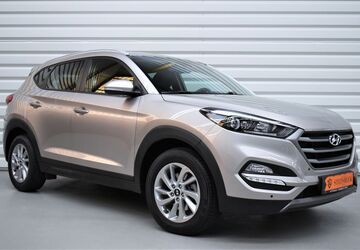 Hyundai TUCSON 33.500 km 19.690 &euro; Forst 76694