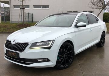 Skoda Superb 85.000 km 21.900 &euro; Ötigheim 76470