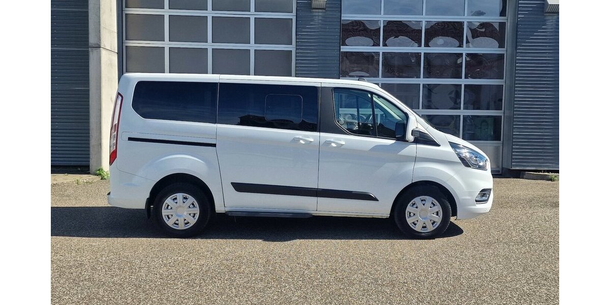 Ford Tourneo Custom 320 L1 H1 Tourneo Trend Klima 60.000 km 31.499 &euro; Landau 76829
