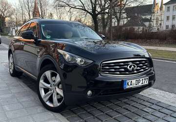 INFINITI FX 298.260 km 10.000 &euro; Karlsruhe 76133