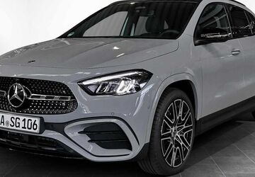 Mercedes-Benz GLA 200 10.000 km 43.770 &euro; Karlsruhe 76185