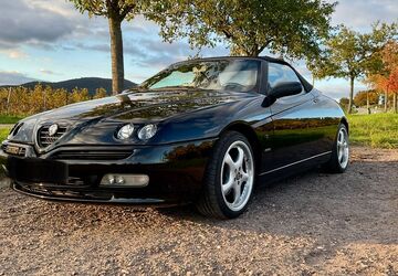 Alfa Romeo Spider 75.500 km 9.800 &euro; Landau 76829