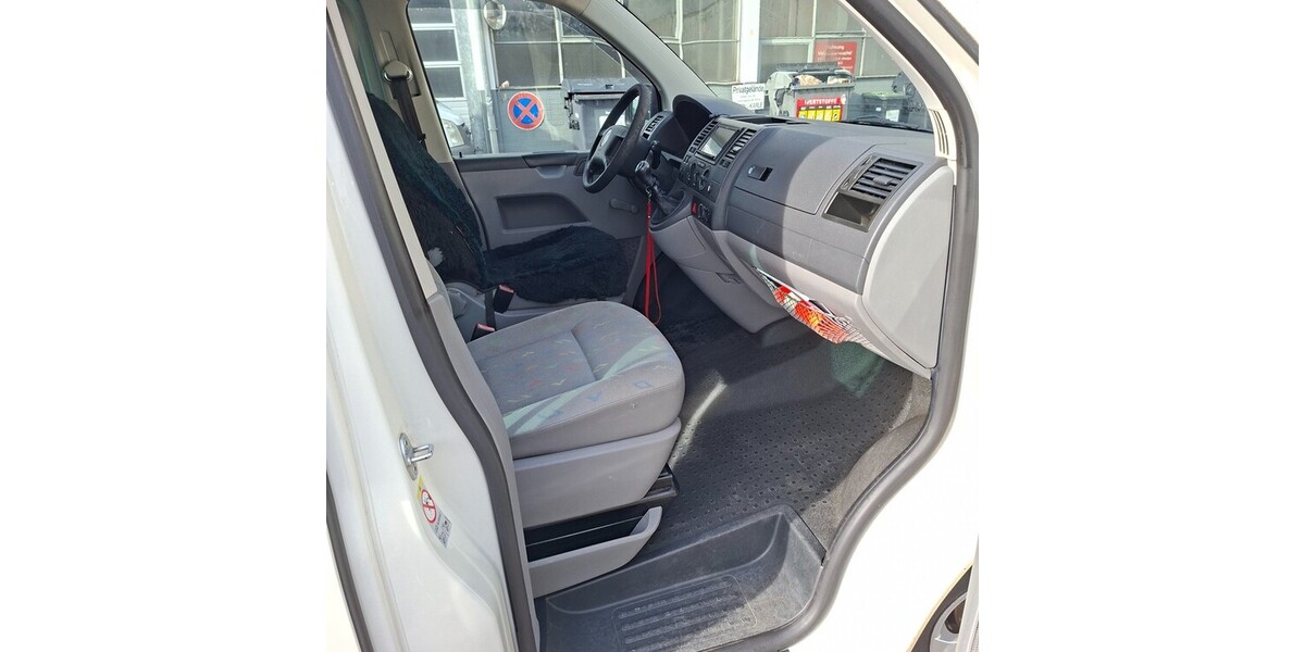 VW T 5 278.000 km 12.400 &euro; Karlsruhe 76133