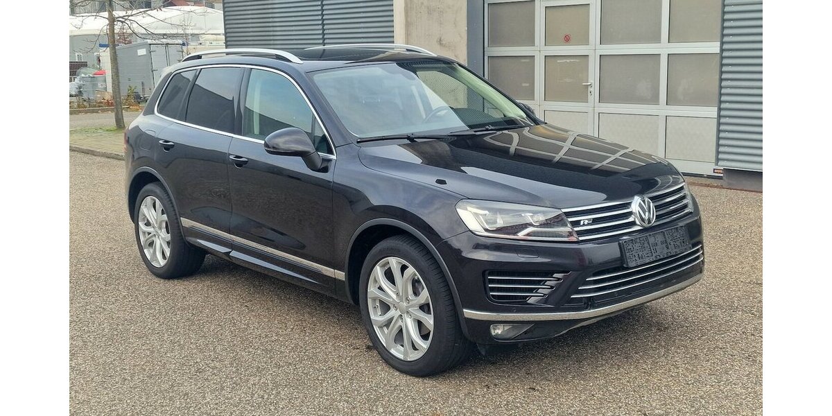 VW Touareg V6 TDI R-Line NAVI Luftfederung AHK 190.000 km 19.998 &euro; Landau 76829