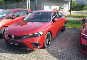 Honda Civic 3.881 km 32.890 &euro; Ettlingen-Bruchhausen 76275