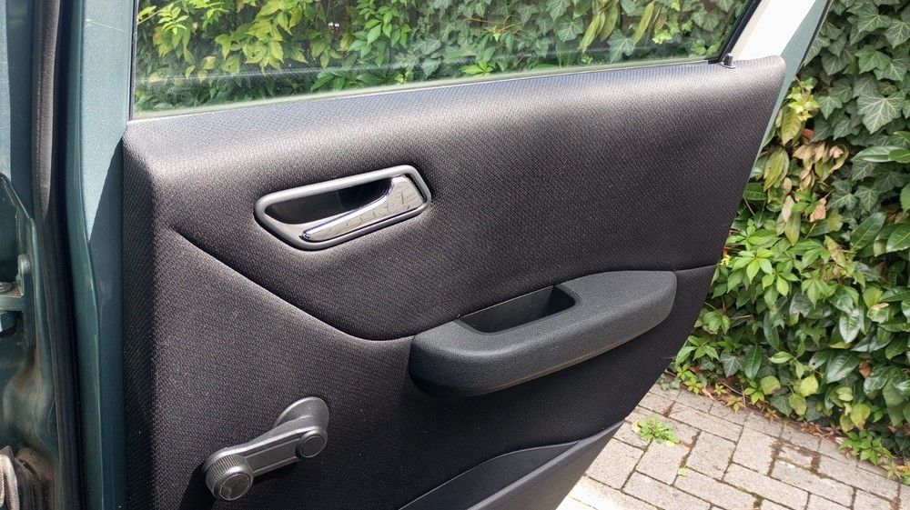 Mercedes-Benz A 150 114.500 km 3.333 &euro; Karlsruhe 76133