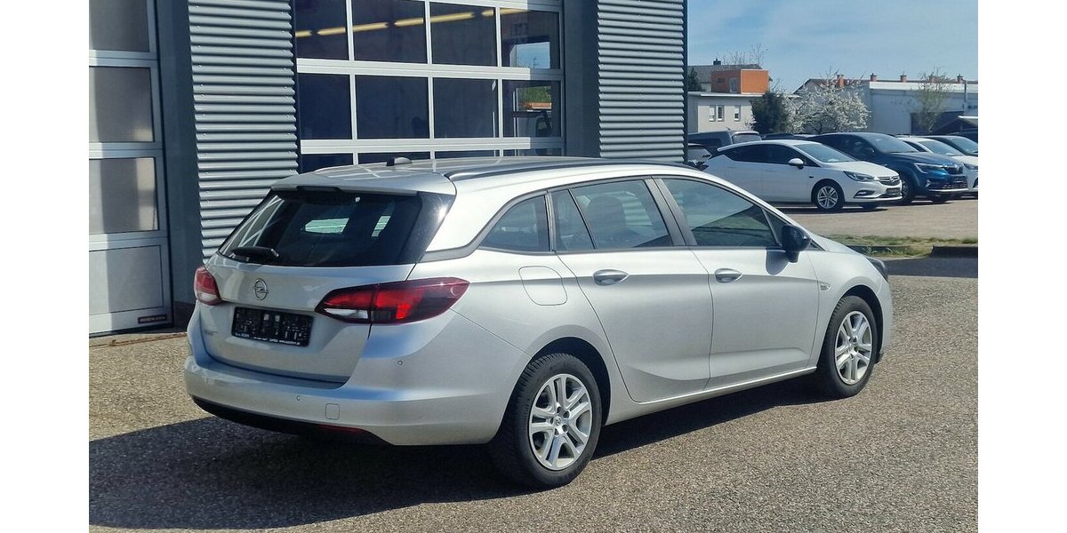 Opel Astra 1.2 Turbo Edition Klimaautomatic NAVI 49.000 km 16.499 &euro; Landau 76829