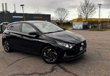 Hyundai i20 47.000 km 17.800 &euro; Karlsruhe 76131