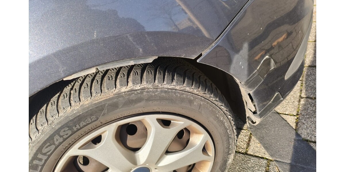 Ford Focus Stufenheck 245.000 km 2.000 &euro; Rheinstetten 76287