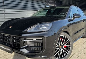 Porsche Cayenne 9.900 km 145.689 &euro; Ettlingen 76275