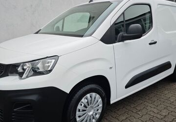 Peugeot Partner 181.500 km 7.990 &euro; Ötigheim 76470