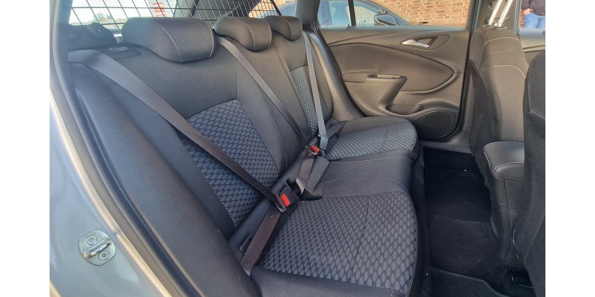 Opel Astra Edition StartStop NAVI Klima 72.000 km 13.899 &euro; Landau 76829