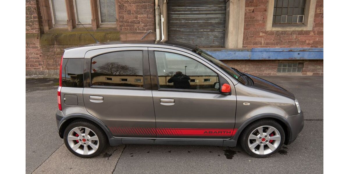 Fiat Panda 178.993 km 3.890 &euro; Karlsruhe 76135