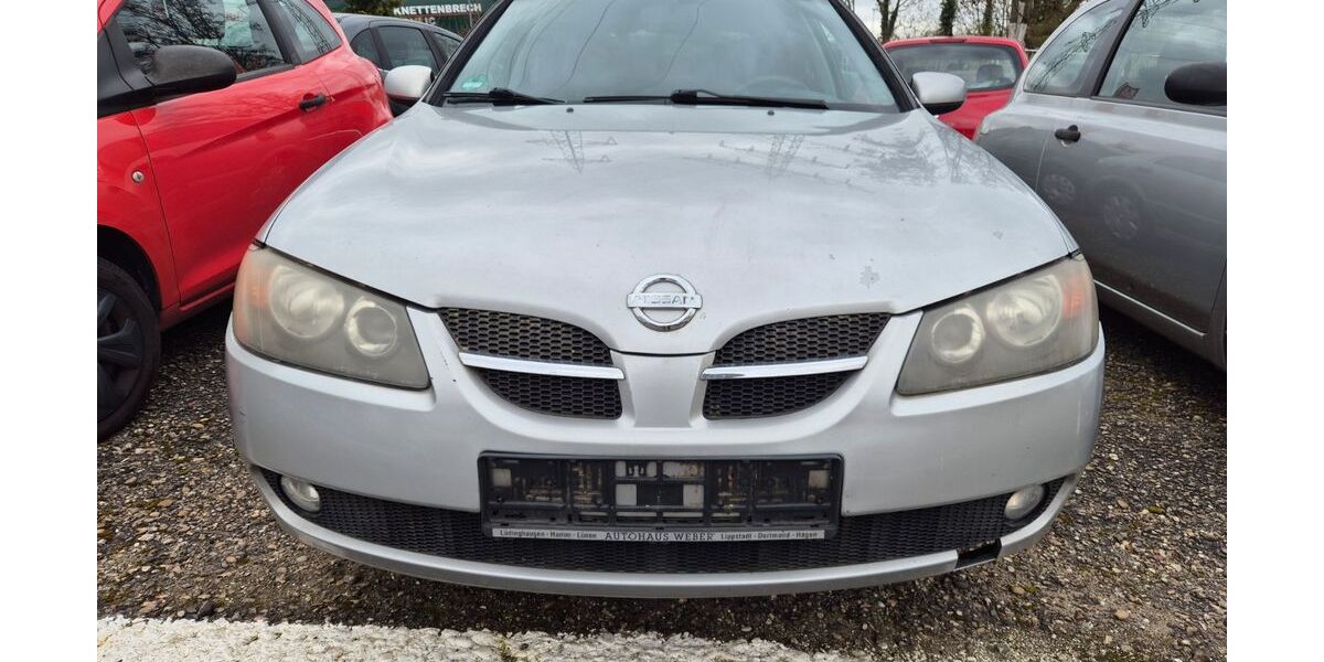 Nissan Almera 186.523 km 900 &euro; Karlsruhe 76137