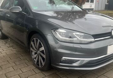 VW Golf 44.200 km 22.490 &euro; Weingarten 76356
