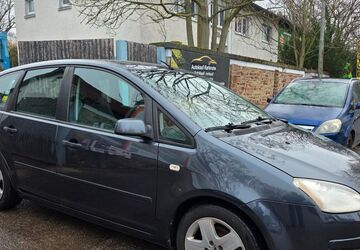 Ford Focus 152.000 km 2.999 &euro; Karlsruhe 76131