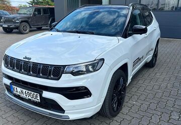 Jeep Compass 27.500 km 35.890 &euro; Karlsruhe 76185