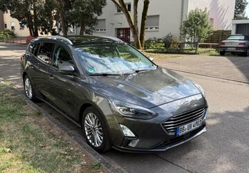 Ford Focus 148.900 km 12.990 &euro; Karlsruhe Wolfartsweier 76228