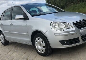 VW Polo 87.600 km 3.999 &euro; Au am Rhein 76474