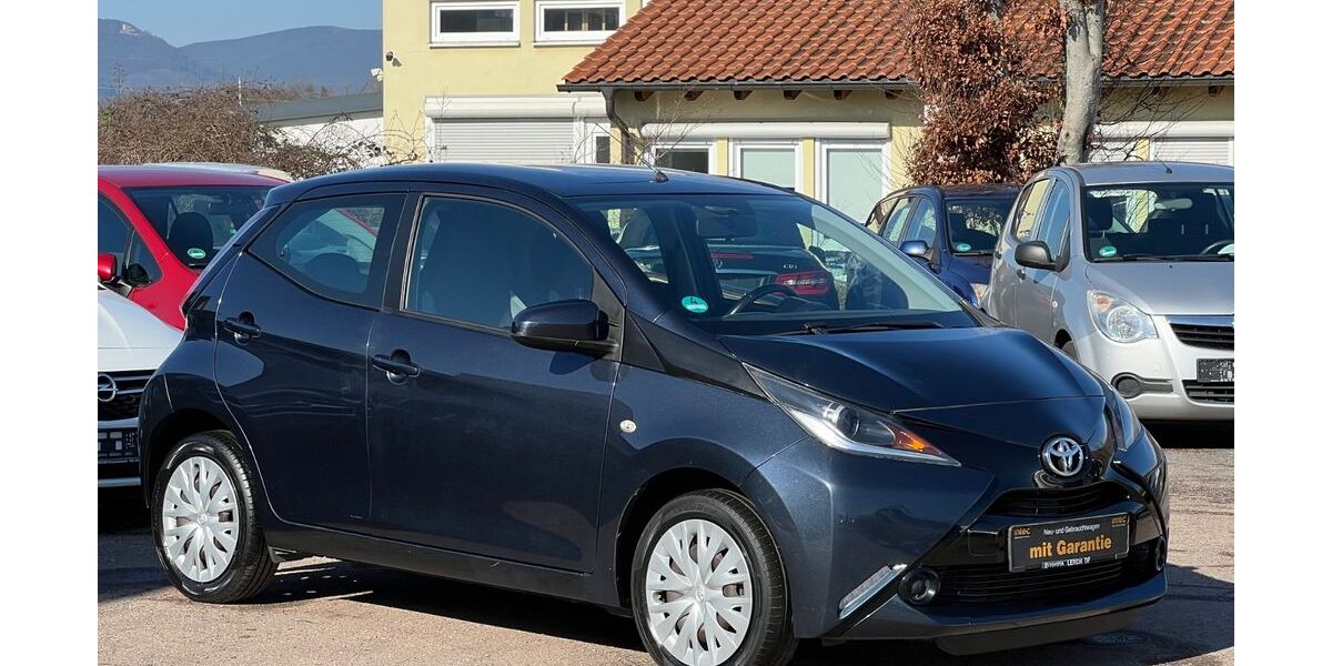 Toyota Aygo (X) 135.000 km 6.499 &euro; Landau in der Pfalz, Rheinland-Pfalz 76829