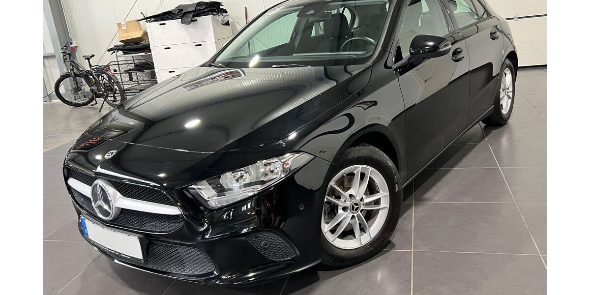 Mercedes-Benz A 180 95.000 km 18.495 &euro; Bretten 75015