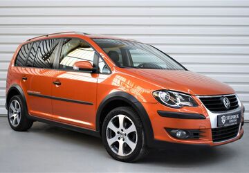 VW Touran 48.050 km 12.990 &euro; Forst 76694