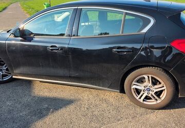Ford Focus 100.006 km 10.900 &euro; Ubstadt-Weiher 76698
