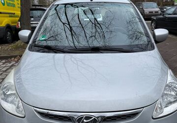 Hyundai i10 60.000 km 5.600 &euro; Karlsruhe 76139