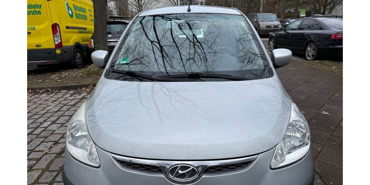 Hyundai i10 60.000 km 5.600 &euro; Karlsruhe 76139