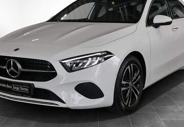 Mercedes-Benz A 180 4.860 km 31.560 &euro; Karlsruhe 76185